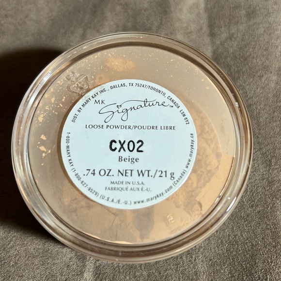 Mary Kay Other - Beige Signature Mary Kay Loose Powder